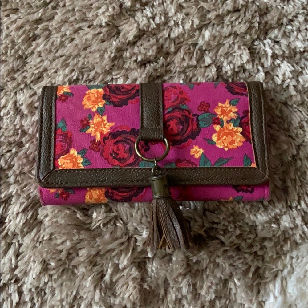 PINK FLORAL THREE SECTION WALLET